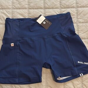 Bakline (L) women’s cut Blakney 3.5” Shorts